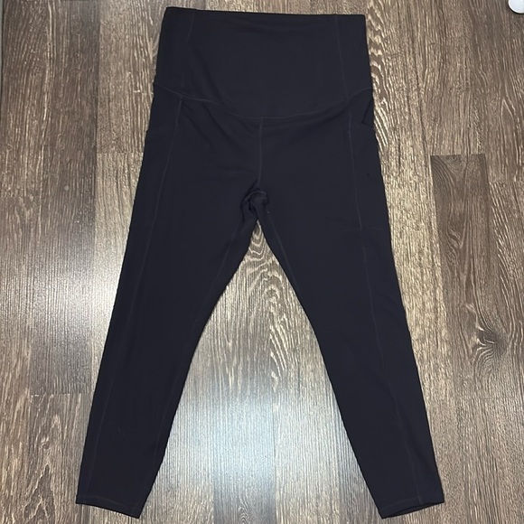 PureLuxe High-Waisted Maternity 7/8 Legging - Picture 1 of 9